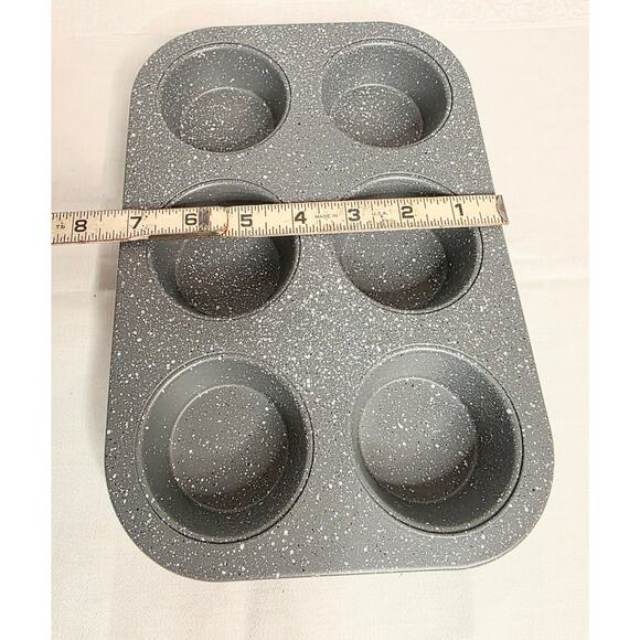 Set of 3 Oster Enamel Baking Pans 2 9" Round Cake Pans 1 6 Cubby Cupcake Pan - Picture 5 of 6